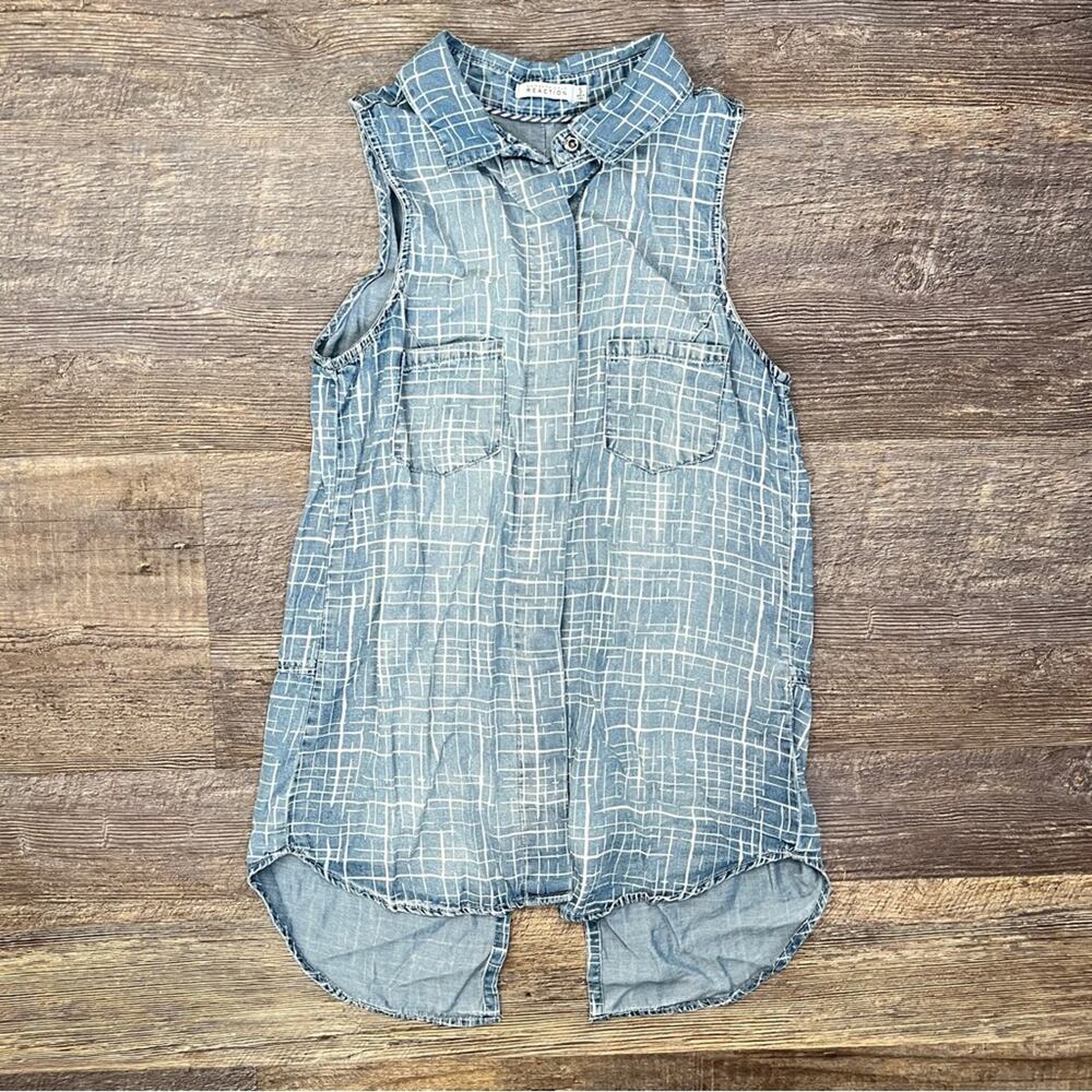 Kenneth Cole blue denim sleeveless top shirt blouse size small S B157